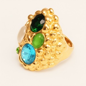 <span class=keywords><strong>Anillo</strong></span> de Lujo con Domo de Cristal Multicolor, Chapado en <span class=keywords><strong>Oro</strong></span> de <span class=keywords><strong>24K</strong></span>, Joyería Audaz, Anillos de Acero Inoxidable 316L para Mujer, Venta al Por Mayor - Product Image 4