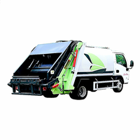 Petit camion à ordures compacté
