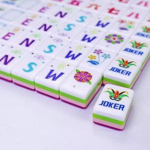 Mahjong Acrílico de Alta Calidad, Color Rojo Rosa, 4 Capas, Estilo Americano, con Patrón Floral, Ideal para Entretenimiento en el Hogar - Product Image 1