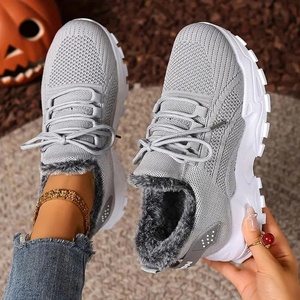 Nouvelles chaussures de sport épaisses et chaudes <span class=keywords><strong>pour</strong></span> femmes, simples, élégantes, polyvalentes, baskets décontractées et athlétiques - Product Image 1