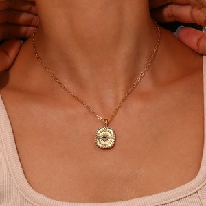 Soutien à la dédouanement des marques de bijoux de luxe écologiques en nacre pour les stations de <span class=keywords><strong>ski</strong></span> et <span class=keywords><strong>après</strong></span>-terrain - Product Image 2