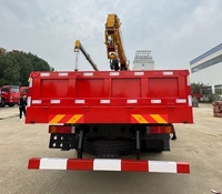 Camion à plat SINOTRUK HOWO 6300KGS 190HP avec grue de 6.3 tonnes