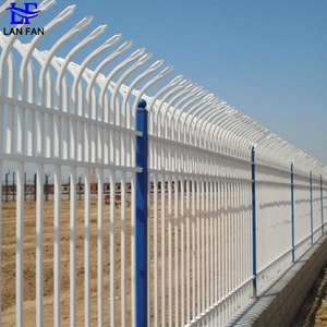 Hoja de metal decorativa para puerta de valla y pared Palisade para recinto de jardín o patio - Product Image 1