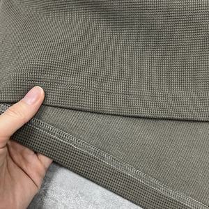 Camiseta de Diseño Exclusivo de Gran Gramaje con Hombros Caídos, Estampada, Cuello Redondo, Estilo Waffle, Oversize, Manga Larga - Fabricante - Product Image 5