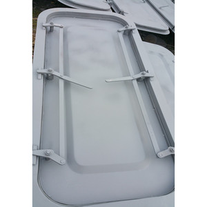 Porte industrielle en acier CB751-68, fonctionnement manuel, surface finie, design industriel - Product Image 4