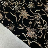Tissu brodé en dentelle de velours avec perles et paillettes pour robe de mariée africaine et manteau de soirée