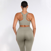 Vractivewholesale Ensemble de yoga 2 pièces pour femme, col en V, taille haute, froncé, uni, léger, sans couture, avec soutien-gorge intégré et taille élastique ACTIVE STRETCH