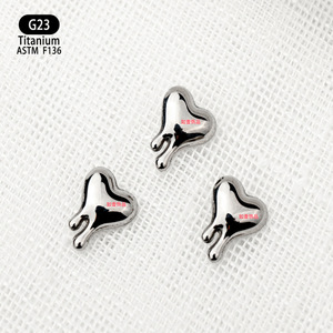 Heart-Shaped F136 <b>Titanium</b> Alloy Piercing Jewelry 7.2mm X 9.2mm For Ear Tongue Lip <b>Studs</b> Unisex - Product Image 2