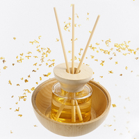 Ensemble de diffuseur de parfum pour la maison, bougies parfumées à la cire de soja de luxe et diffuseur, avec logo personnalisé sur les bouteilles en verre, emballage couleur, coffrets cadeaux