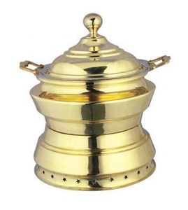 Recipiente Circular Dorado para Calentar Alimentos con Tapa y Asas - Product Image 1