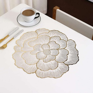 แผ่นรองจานลายดอกโบตั๋น PVC สำหรับโต๊ะรับประทานอาหาร 3D ตกแต่งโต๊ะรับประทานอาหาร แผ่นรองกันน้ำ ทนความร้อน แผ่นรองภาชนะในครัว - Product Image 5