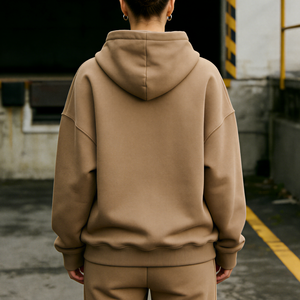 Ensemble de survêtement en molleton de coton épais 400 g/m² personnalisé pour femme, comprenant un sweat à capuche oversize et un pantalon de jogging, streetwear uni à impression économique - Product Image 2