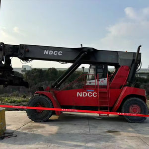 Fantuzzi รถยกของดีเซลไฮดรอลิกขนาด45ตัน - Product Image 1