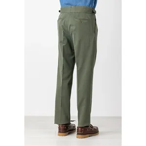 Pantalones Chinos de Algodón y Modal Verde para Otoño e Invierno - Product Image 1
