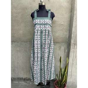 ชุดเดรสฤดูร้อนแขนกุดลายทางสไตล์โบฮีเมียนสำหรับผู้หญิงชุดใส่วันหยุดแบบลำลอง - Product Image 1