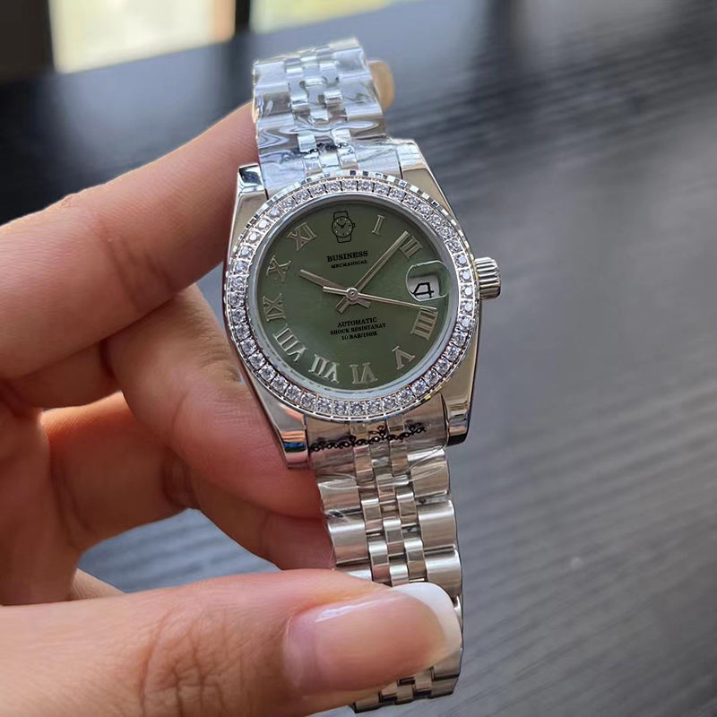 สีเขียว