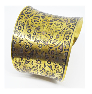 2024 Christmas Brass Engagement Cuff Bracelet USA Discounts Chunky Open <b>Bangle</b> 8mm <b>Copper</b> Geometric Multicolor <b>Bangle</b> - Product Image 3