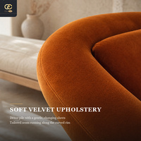 Canapé-lit en tissu de luxe moderne italien pour villa, un fauteuil inclinable confortable et moelleux pour le salon