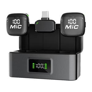 Microfone Condensador Profissional MIC3 com Luzes LED, Cancelamento de Ruído 2.4G, Qualidade de Estúdio, Áudio Cristalino - Product Image 1