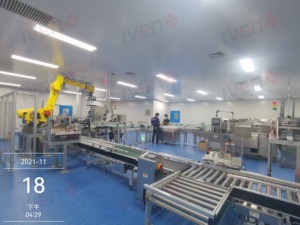 Vollautomatische IV-Lösungsanlage mit Online-Wiege- und Abweisungssystem - Product Image 2