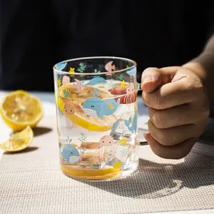 Caneca de vidro com alça para chá e café da manhã, desenho exclusivo de flores de peixes e desenhos animados, 300ml