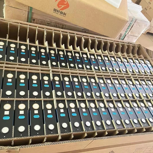 리튬 배터리 태양계 하이 사이클 수명 6000 배 프리즘 3.2V300AH 리튬 이온 배터리 셀 - Product Image 1
