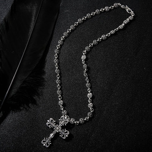 Collana con Croce Fleur De Lis in Stile Vintage Cromato, Gioielli Gotici Scuri Hip Hop per Uomo - Product Image 3