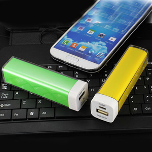 Banque d'alimentation portable en forme de rouge à lèvres 2600 mAh, mini chargeur au design coloré pour téléphones mobiles - Promotion - Product Image 2