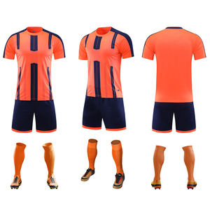 Set di maglia da calcio 25/26 personalizzata per uomo e bambino uniforme da calcio per adulti con numero e nome vestito personalizzato da calcio - Product Image 2