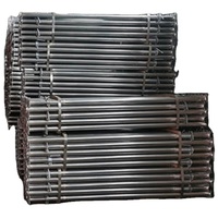 Étais de coffrage robustes au design moderne pour échafaudages de charpente, construction de maisons, et support métallique de construction