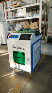 Soldadora Láser <span class=keywords><strong>de</strong></span> Fibra Portátil CORAL 1500W 2000W 3000W 4 en 1, Máquina Industrial para Soldar, Cortar y Limpiar Metal - Product Image 5