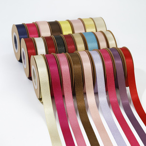 Nhà Máy Bán buôn Màu sắc rắn đôi mặt Quà Tặng vàng long lanh xương cá Băng satin <span class=keywords><strong>Ribbon</strong></span> với 1cm <span class=keywords><strong>2cm</strong></span> <span class=keywords><strong>4cm</strong></span> 10cm - Product Image 2