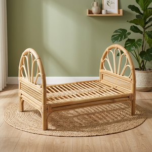 Lit de poupée en rotin de style tropical Nhat Minh – un adorable jouet de jeu d'imitation et un lit de poupée pour petites filles. - Product Image 4