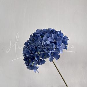 Silk Hydrangea <b>Flower</b> <b>Single</b> Stem 90 Petals High Simulation Wedding Home Decorations - Product Image 4