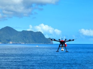 Proveedor de Taiwán Control remoto Modo de retención de altitud Drones plegables con resistencia al viento de Clase 6 - Product Image 2