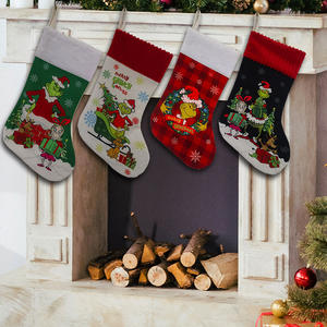 Ensemble cadeau écharpe et gants en polyester pour l'hiver de Noël pour femmes, maman, petite amie, confortable, en peluche, chaud - Product Image 2