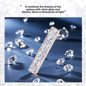Briquet à arc rechargeable en métal incrusté de diamants, design moderne UE, compact, élégant, mignon, coupe-vent, mini, ultra-fin pour femme - Product Image 4