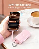 Banque d'alimentation portable RORRY Flow 10000mAh 40W à charge rapide avec câbles USB-C et USB-A intégrés, prise murale pliable pour iPhone