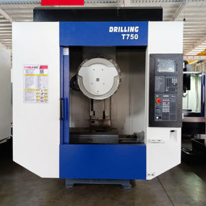 Máquina de Perforación y Roscado Automática Vertical BT30 GSK MT-750 para Ahorro de Espacio, Centro de Mecanizado CNC para Piezas Pequeñas de Aluminio - Product Image 4