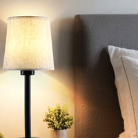 Lampe de bureau LED personnalisée en laiton avec abat-jour en tissu, port USB, variateur tactile, fonctionnant sur piles, pour la décoration de chambre d'hôtel