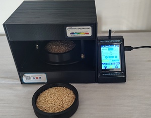 เครื่องมือวัดแสงสีความแม่นยำสูง SpectroPro 400-700nm ความละเอียด 1 นาโนเมตร จากโรงงานโดยตรง ยี่ห้อ Sensegood พร้อมสติกเกอร์โลโก้ 1 ชิ้น - Product Image 1