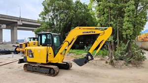 Mini-excavatrice d'occasion Komatsu PC56 de haute qualité et abordable, excavatrice sur chenilles d'occasion - Product Image 6