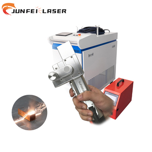 Máquina de Limpieza Láser de Fibra Portátil JUNFEI OEM CE de 3000W con Enfriador de Agua para Limpieza de Superficies Metálicas de Aluminio - Product Image 1