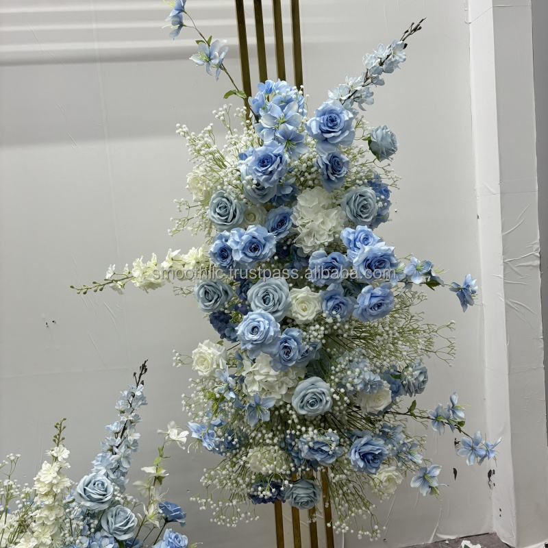 ดอกไม้แขวนเบลอ