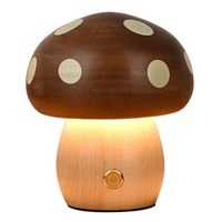 Lampe d'ambiance champignon en bois massif créatif Ins Lampe de chevet Décoration en hêtre Lampe à LED pour enfants Cadeau de fille