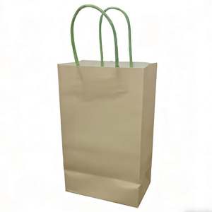 Caja de Regalo de Papel Beige de Lujo con Asas de Cuerda Trenzada de Papel Verde, Empaque Elegante para Gafas/Relojes Diseñado para Marcas Premium - Product Image 1