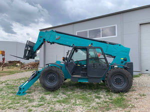 Chariot télescopique SWTH4517 compatible multi-accessoires avec capacité nominale de 4.5t et flèche à 4 sections Chariot élévateur télescopique polyvalent - Product Image 5