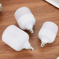 Venta 5W 10W 15W 20W 30W 40W 50W Bombilla LED Sala de estar E27 B22 Bombillas LED para techo