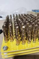 Fraise à rayon d'angle en carbure non revêtu à 2 cannelures pour l'aluminium