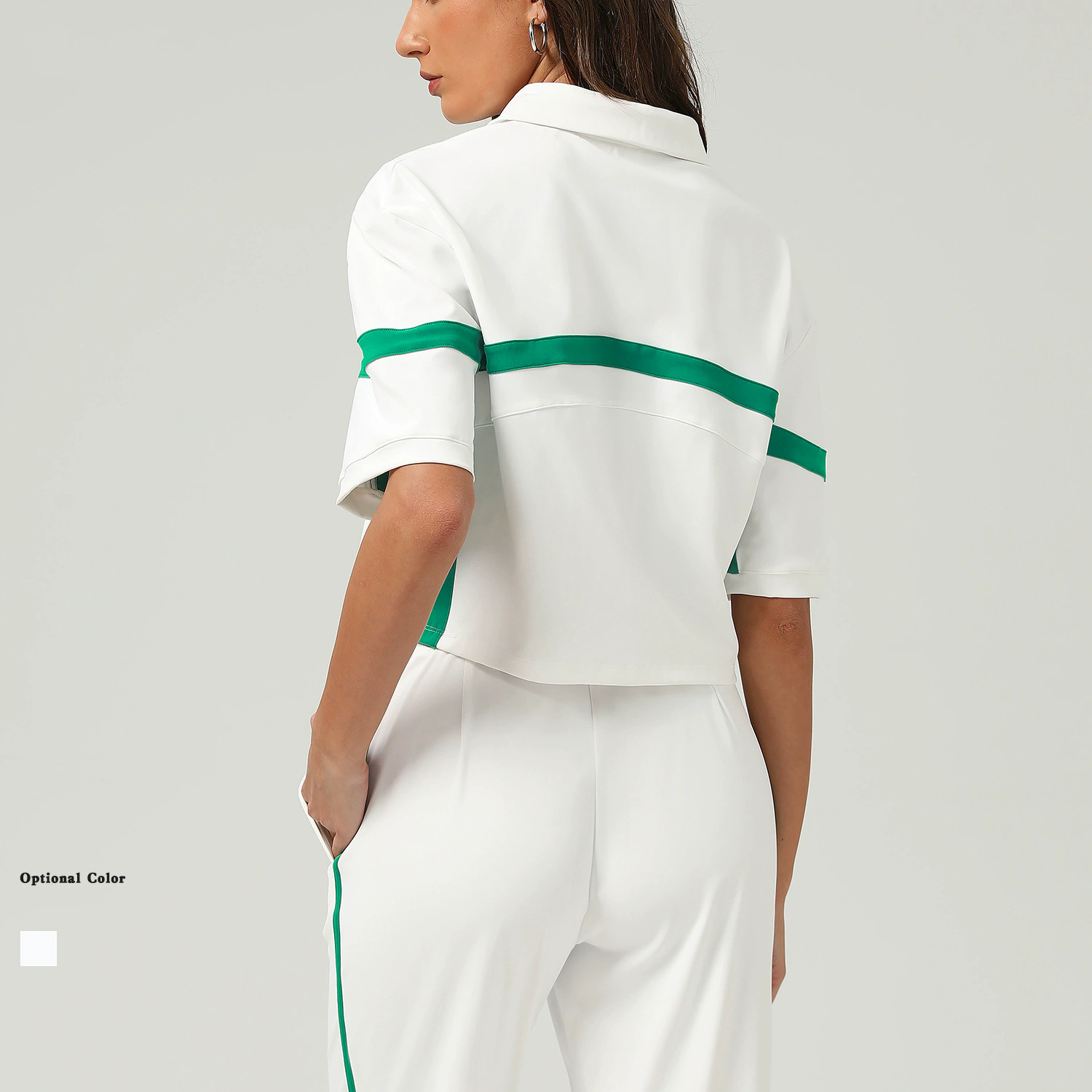 Color-Block Activewear Set (Z2515): closure, strap or waistband adjustment reference